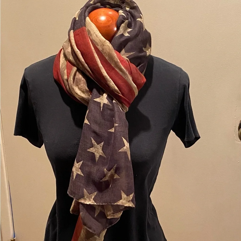 Independence Day iAmericana scarf or wrap . 
RED WHITE AND BLUE aged look - Picture 3 of 7